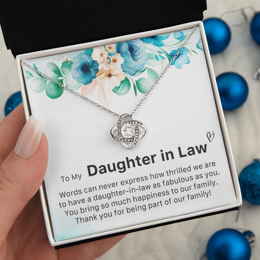 Daughter Necklace | Love Necklace | luxoz